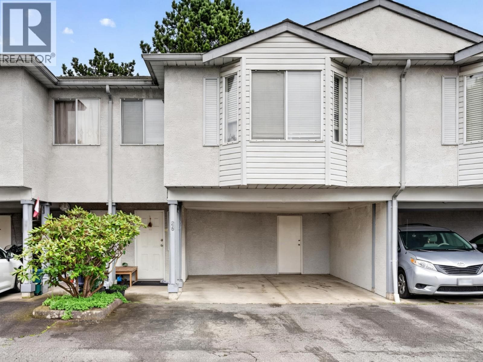 4 bed 2 bath single family at 26 3111 BECKMAN PLACE — $928,000