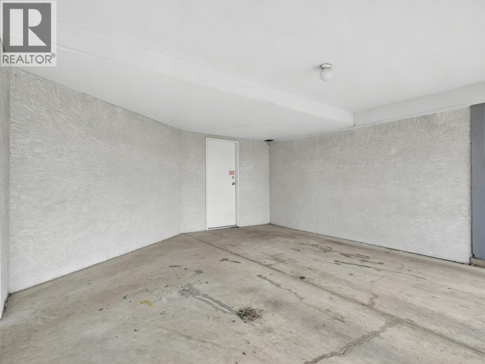 26 3111 BECKMAN PLACE photo 4