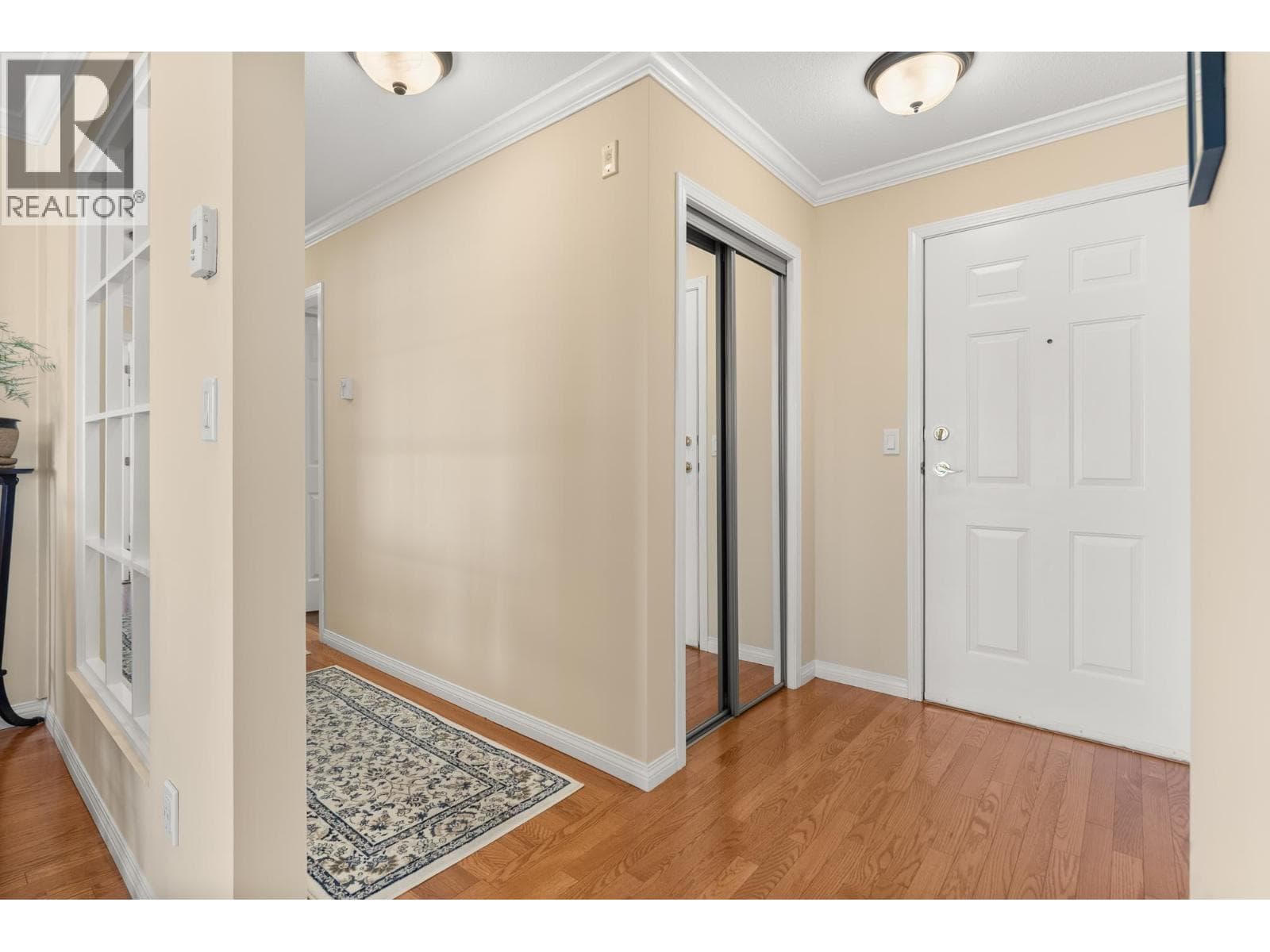 225 12931 RAILWAY AVENUE photo 4