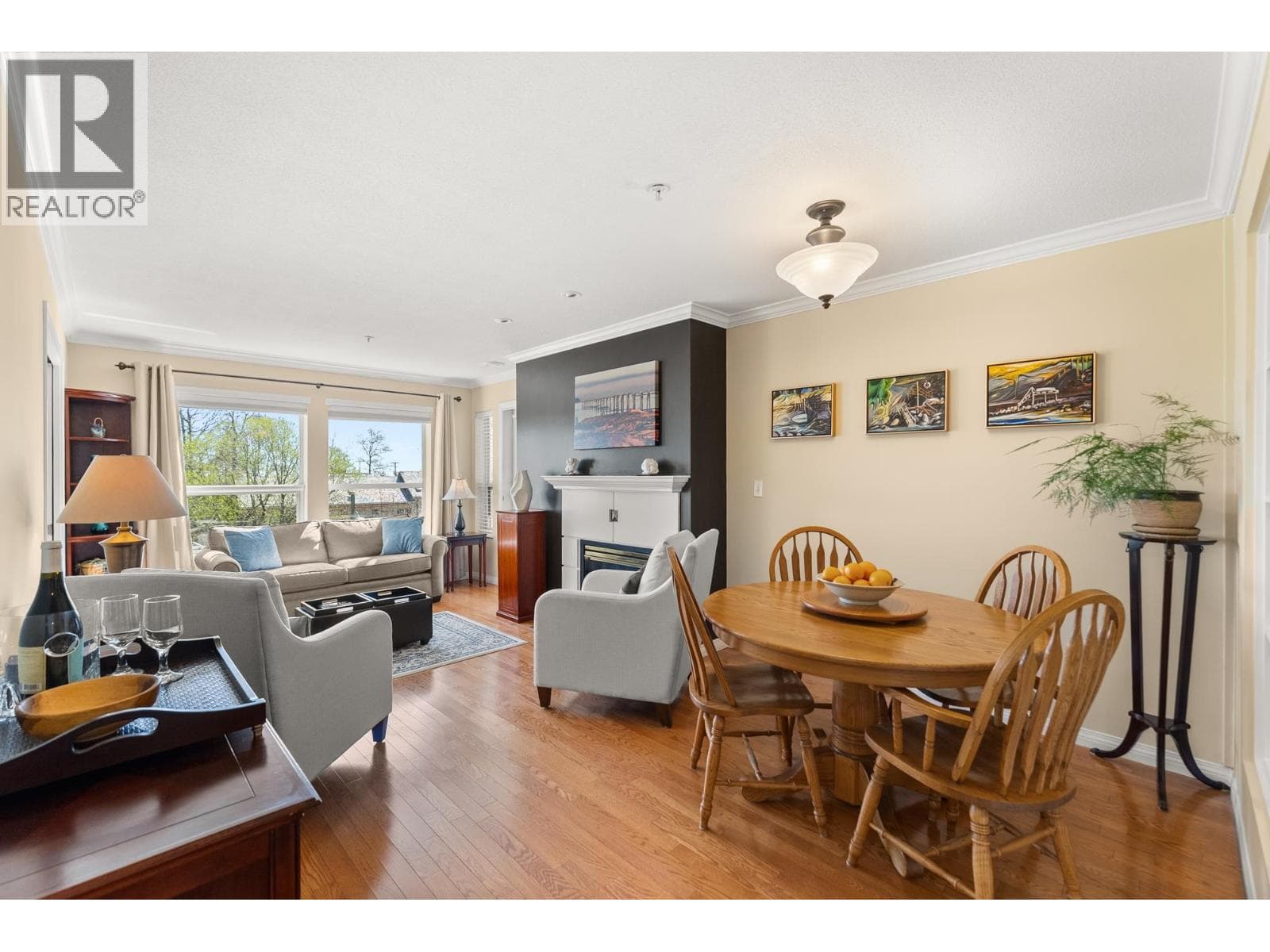 225 12931 RAILWAY AVENUE photo 3