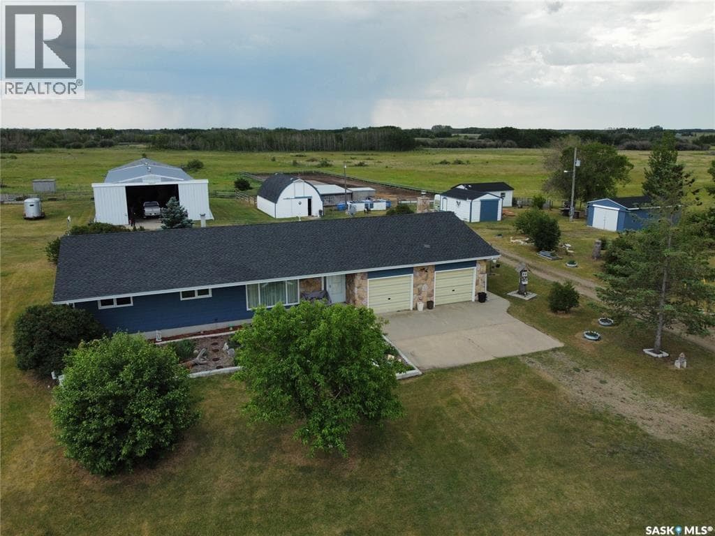 Grandora 55 Acre Hobby Farm — photo 4