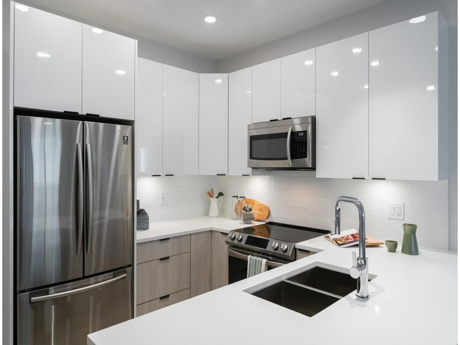 613 13458 95 AVENUE photo 3