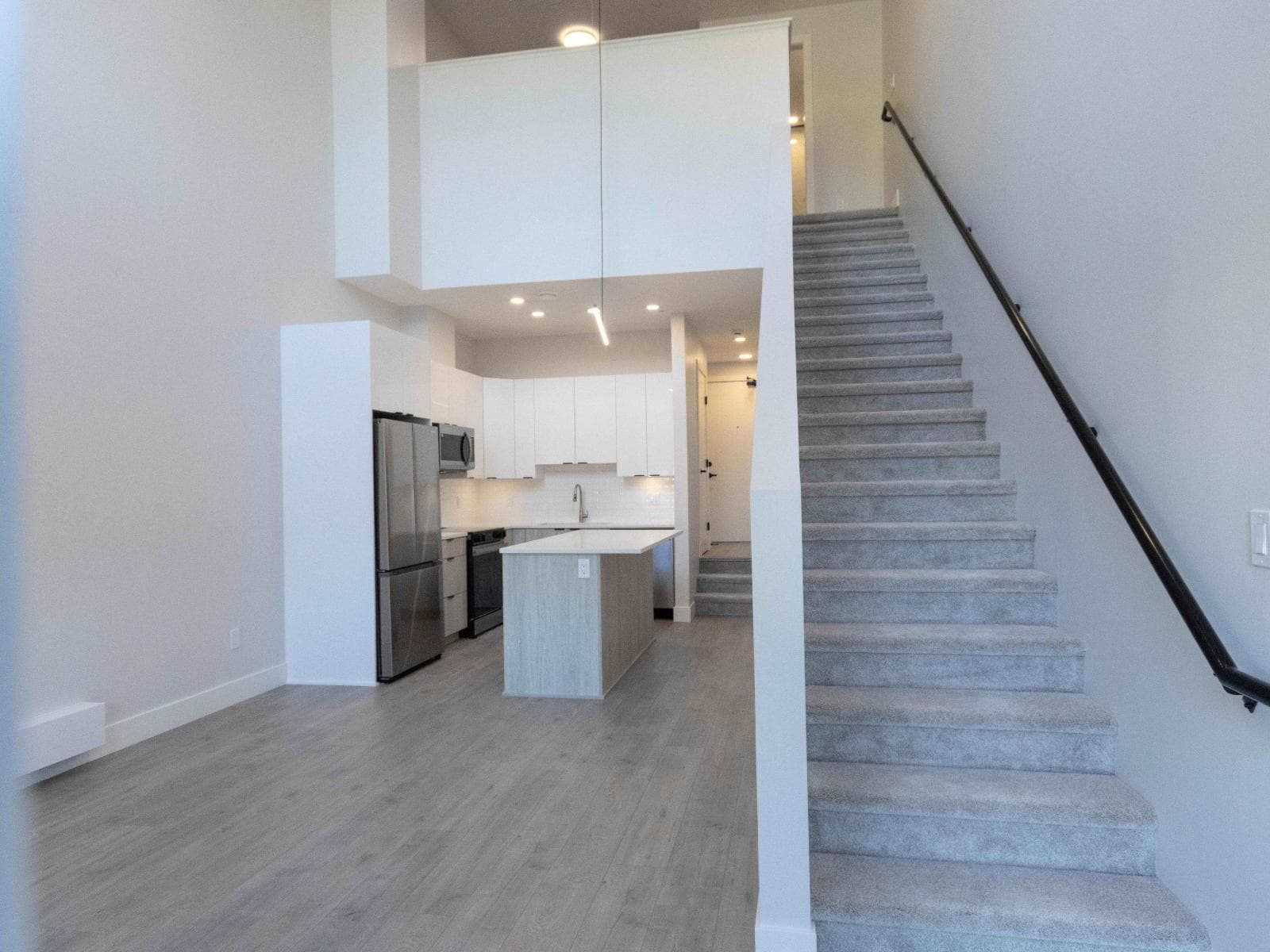 114 13458 95 AVENUE photo 3