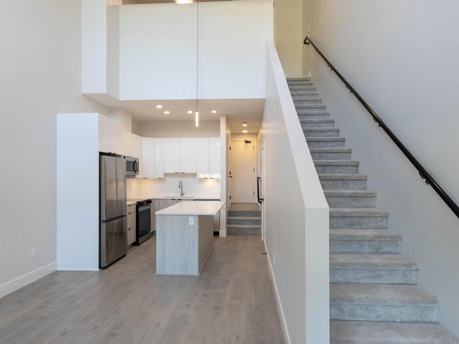 114 13458 95 AVENUE photo 2