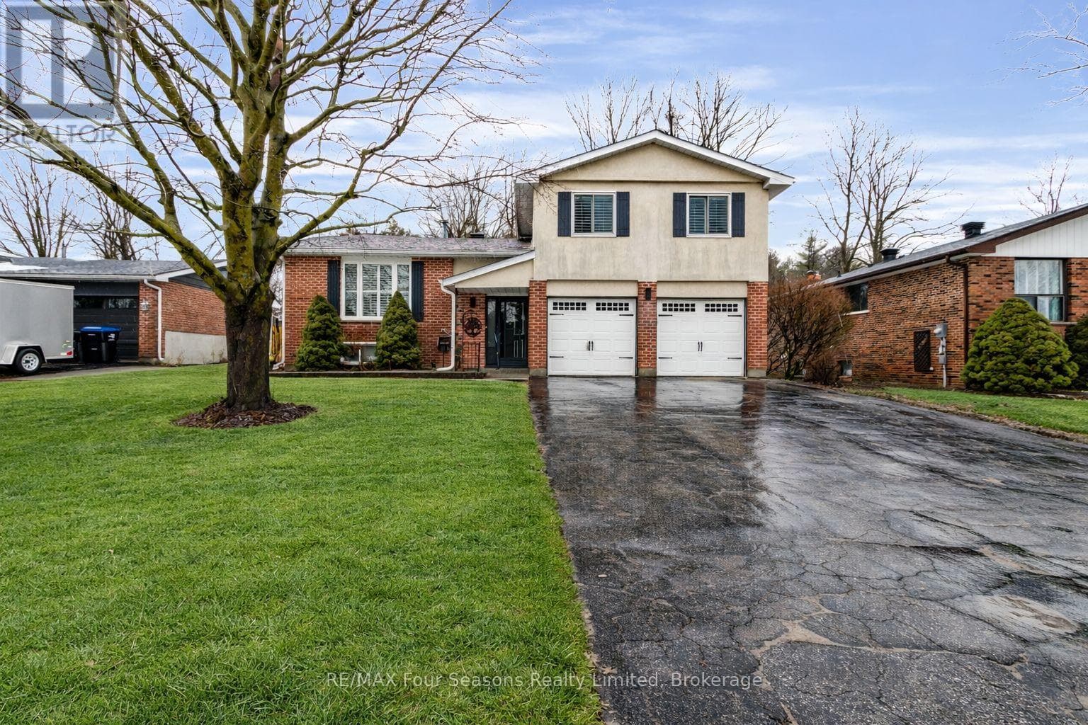218 DATAS DRIVE photo 2