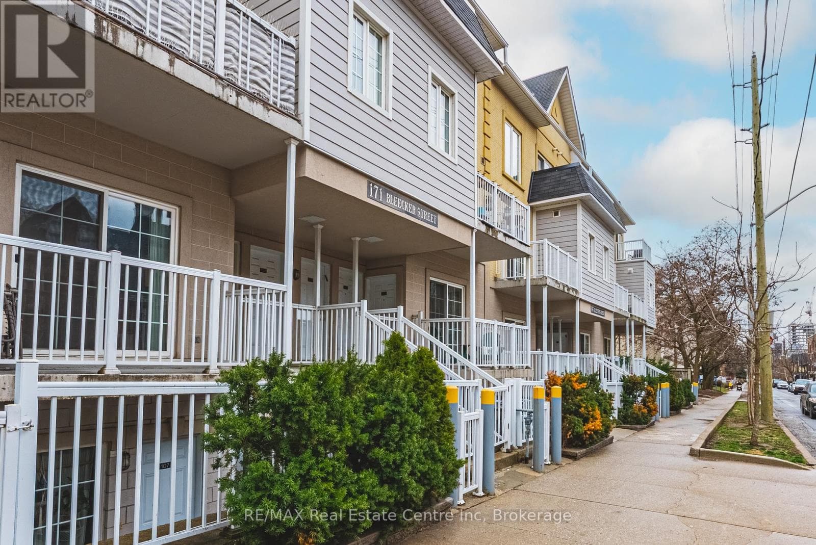 1 bed 1 bath single family at 222 - 171 BLEECKER STREET — $419,900