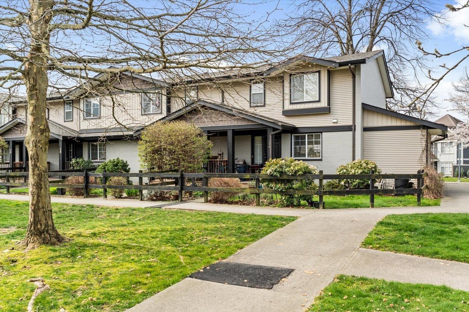 32 45535 SHAWNIGAN CRESCENT, Garrison Crossing photo 3
