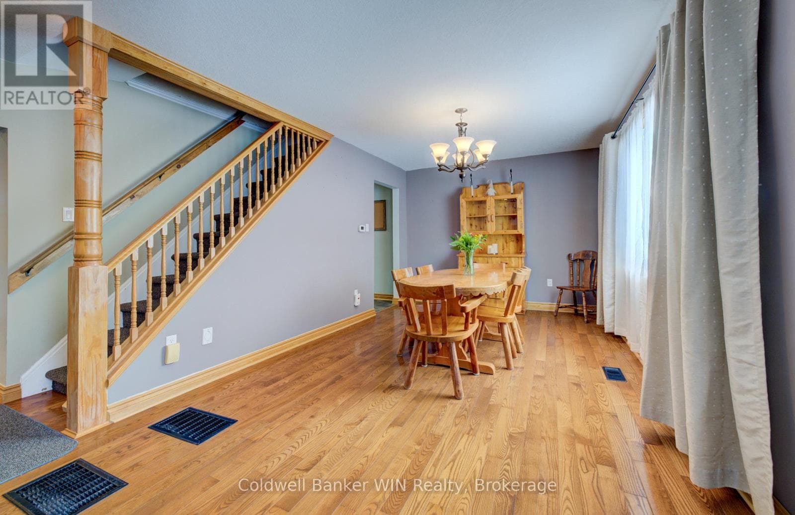 110 MILLER STREET photo 5