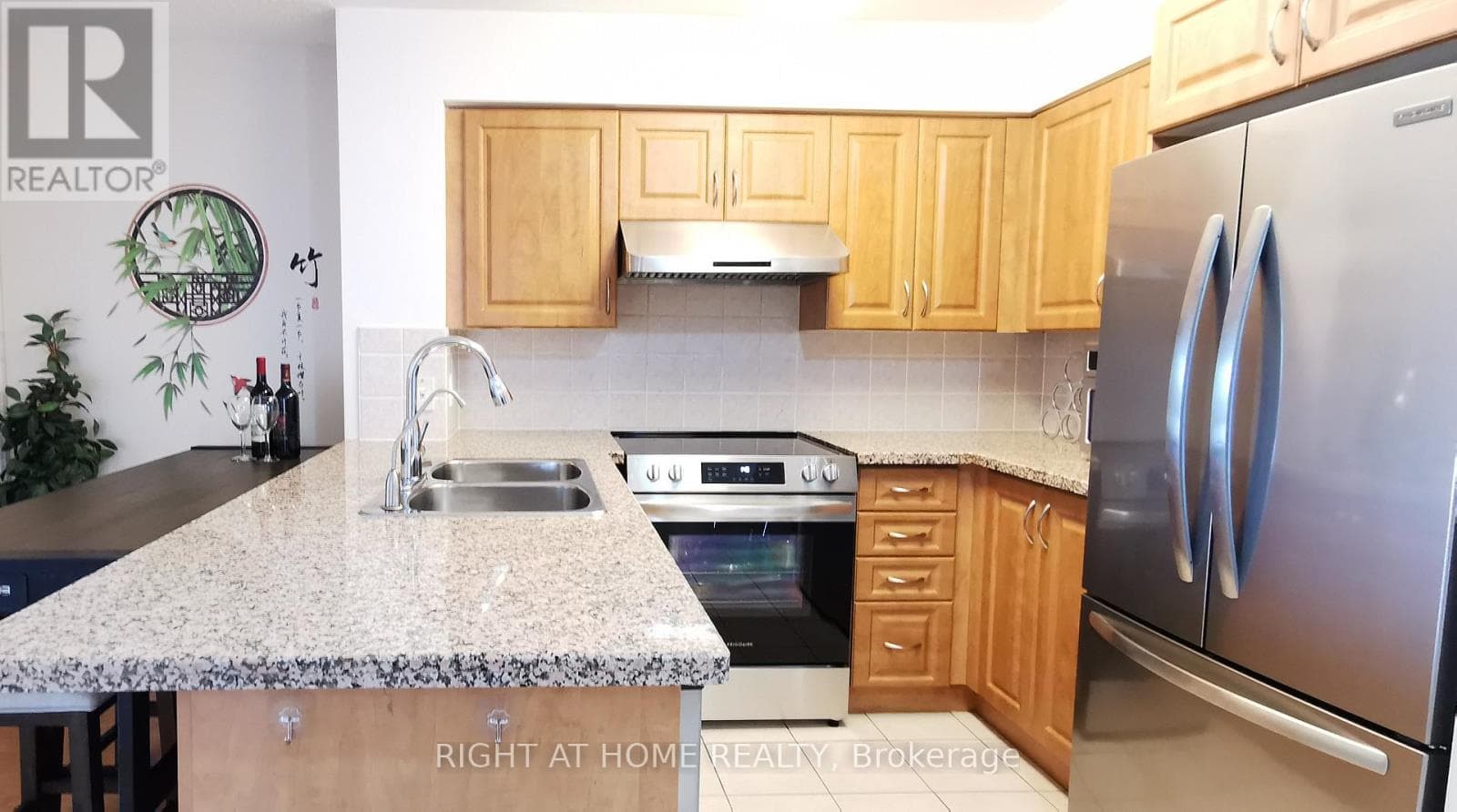 613 - 7363 KENNEDY ROAD photo 2