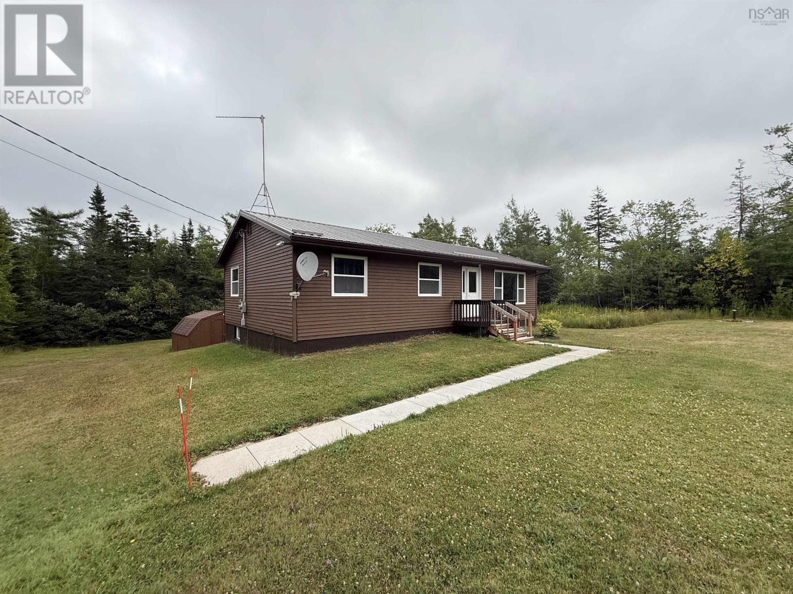 6536 Highway 224 photo 2