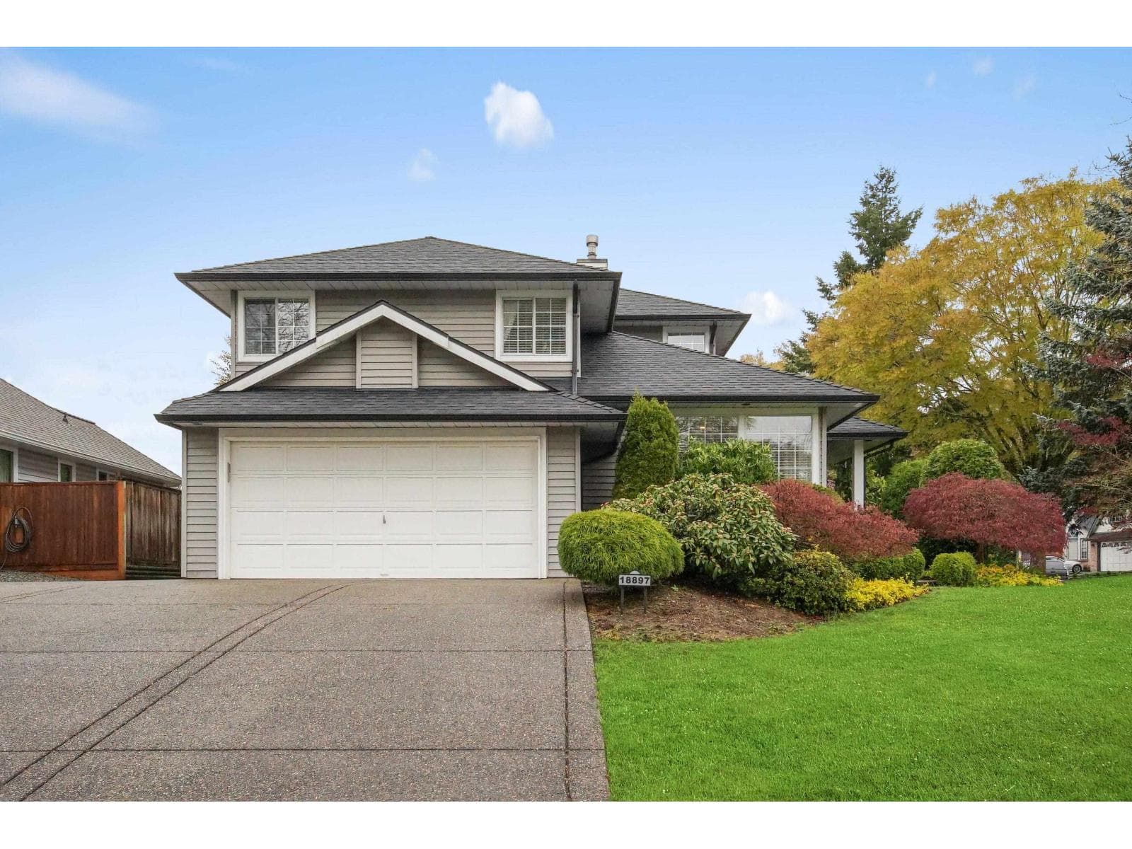 18897 62A AVENUE photo 2