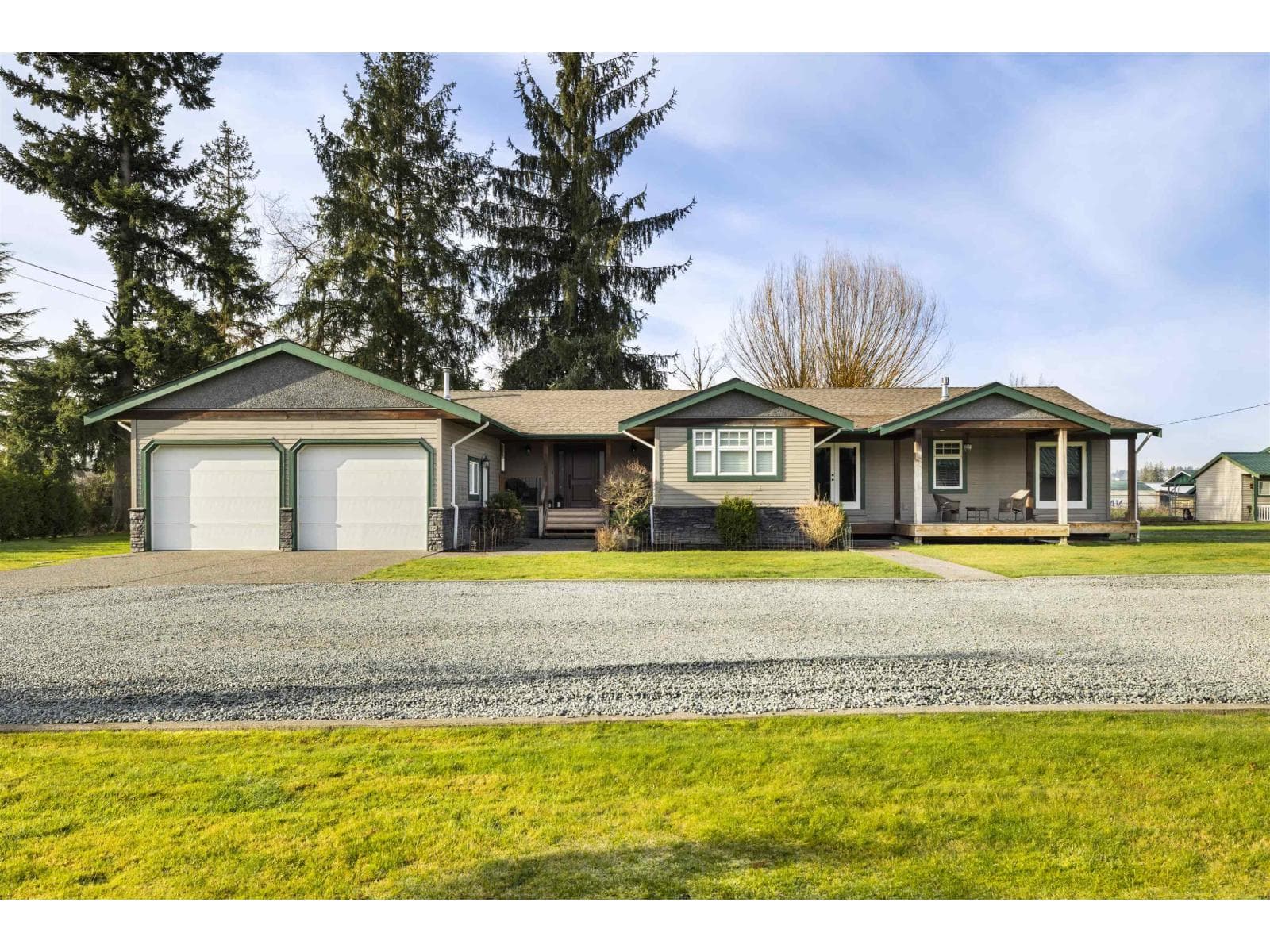 22285 64 AVENUE photo 3