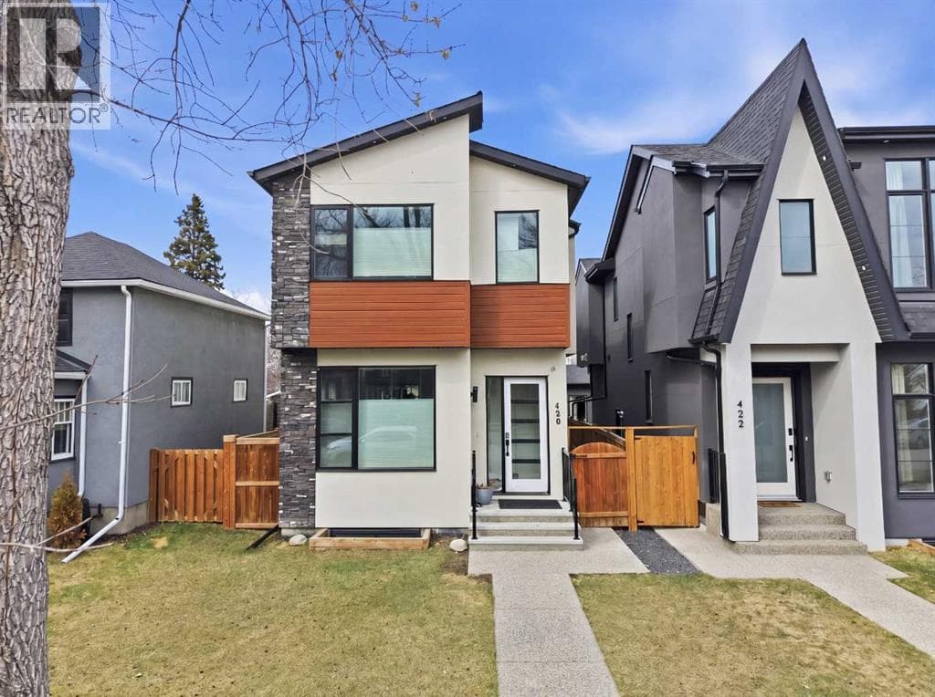 420 14 Avenue NE photo 3