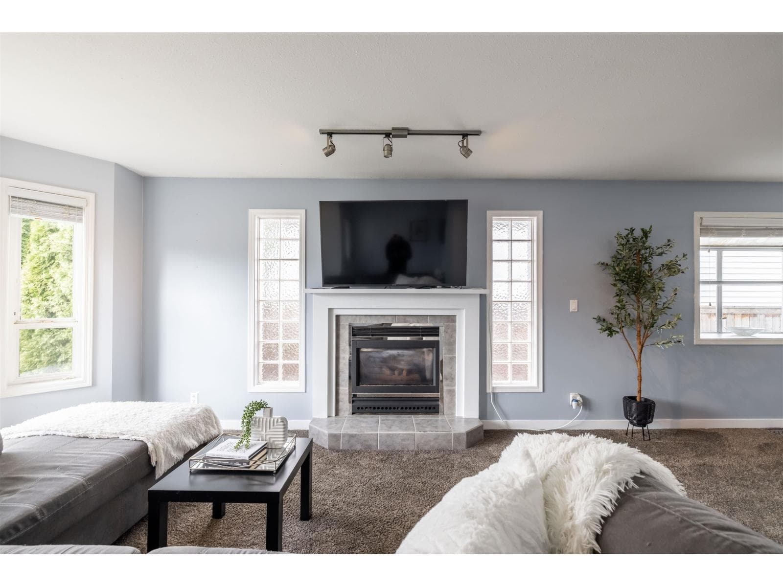 34775 2ND AVENUE photo 2