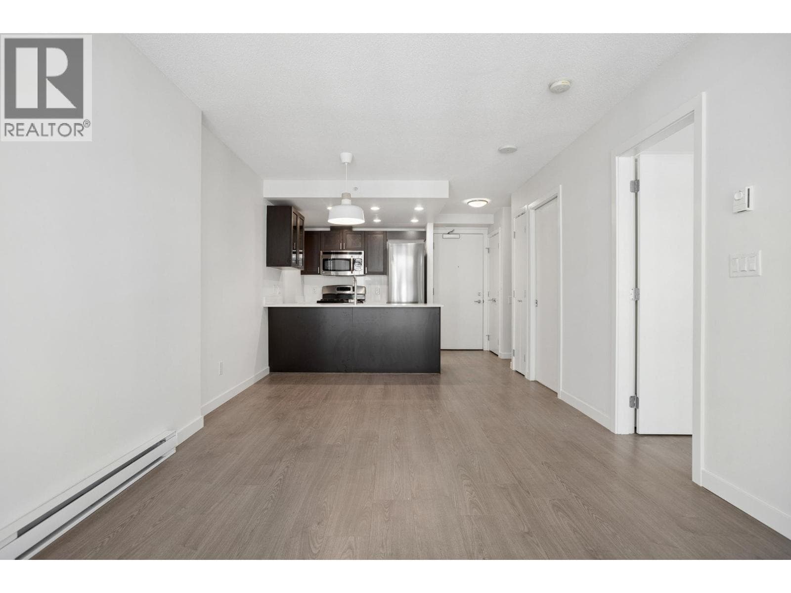 205 4815 ELDORADO MEWS photo 4