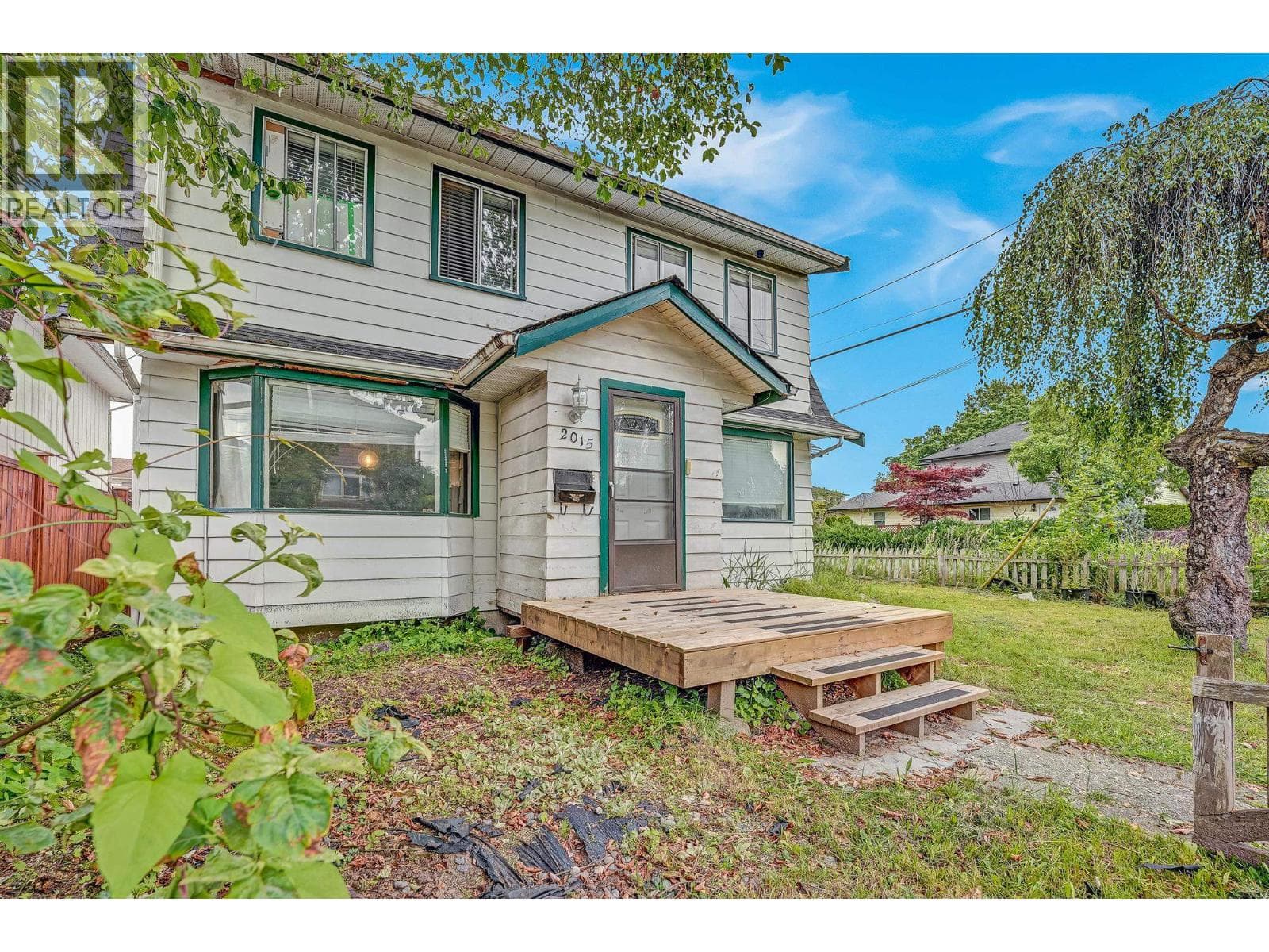 2015 FRASER AVENUE photo 2