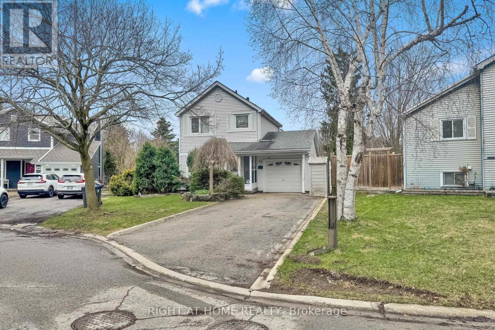 3 bed 3 bath single family at 22 BLUERIDGE SQUARE — $799,000