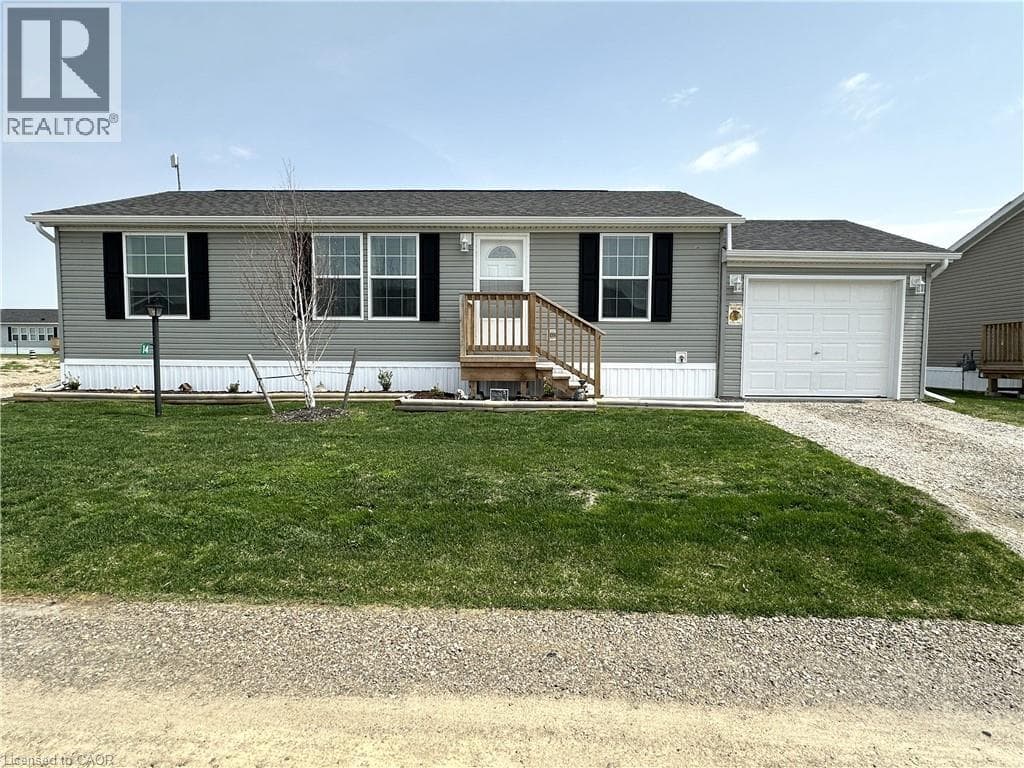 14 COPPER BEECH Drive photo 2