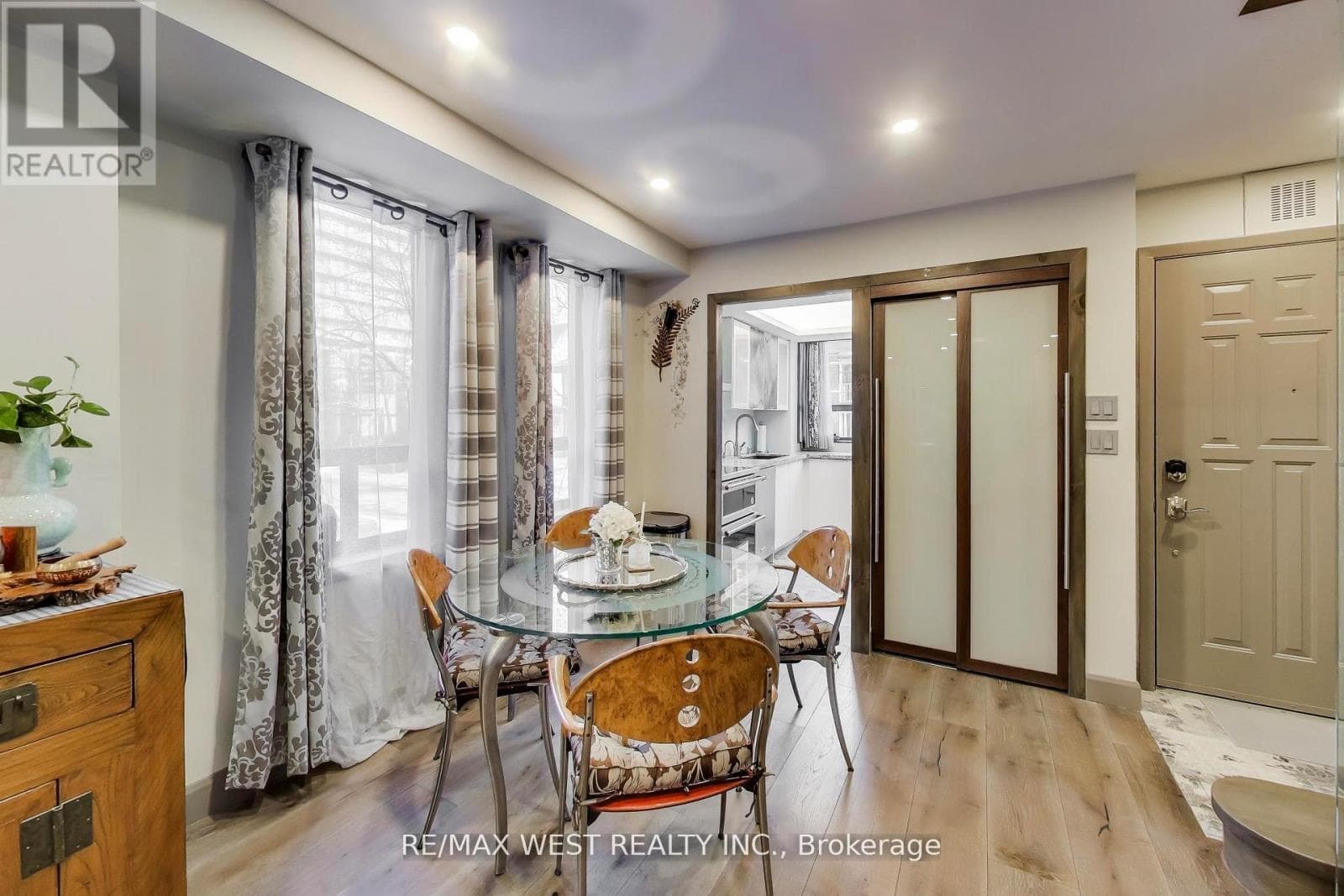 21 DUNDONALD STREET photo 4