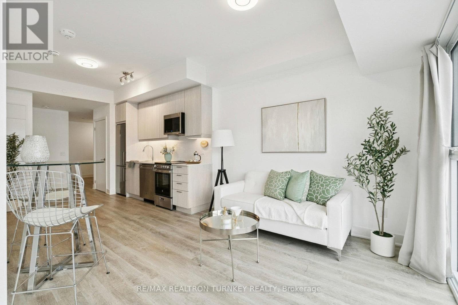 2 bed 2 bath single family at 018 - 185 DEERFIELD ROAD — $598,999
