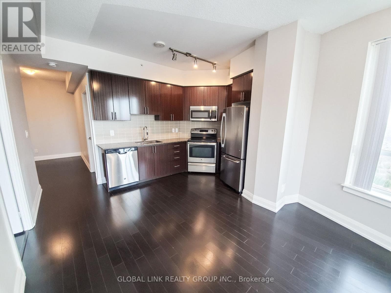 2632 - 7161 YONGE STREET photo 3