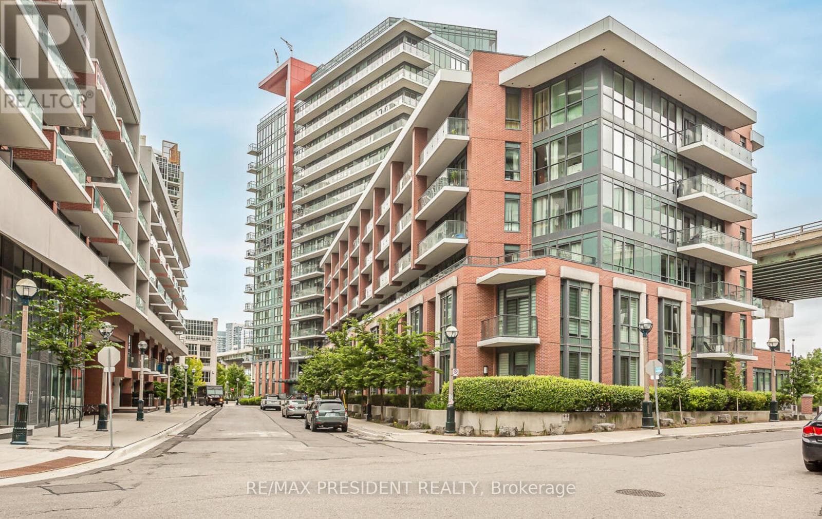 901 - 50 BRUYERES MEWS photo 2
