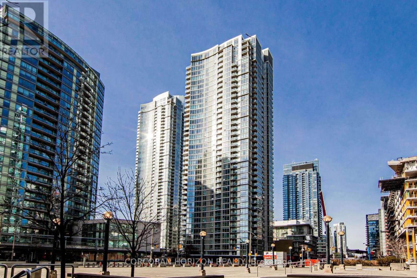 3 bed 2 bath single family at 609 - 10 NAVY WHARF COURT — $1,099,900
