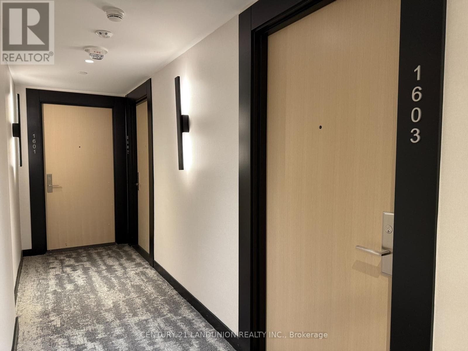 1603 - 395 BLOOR STREET E photo 2