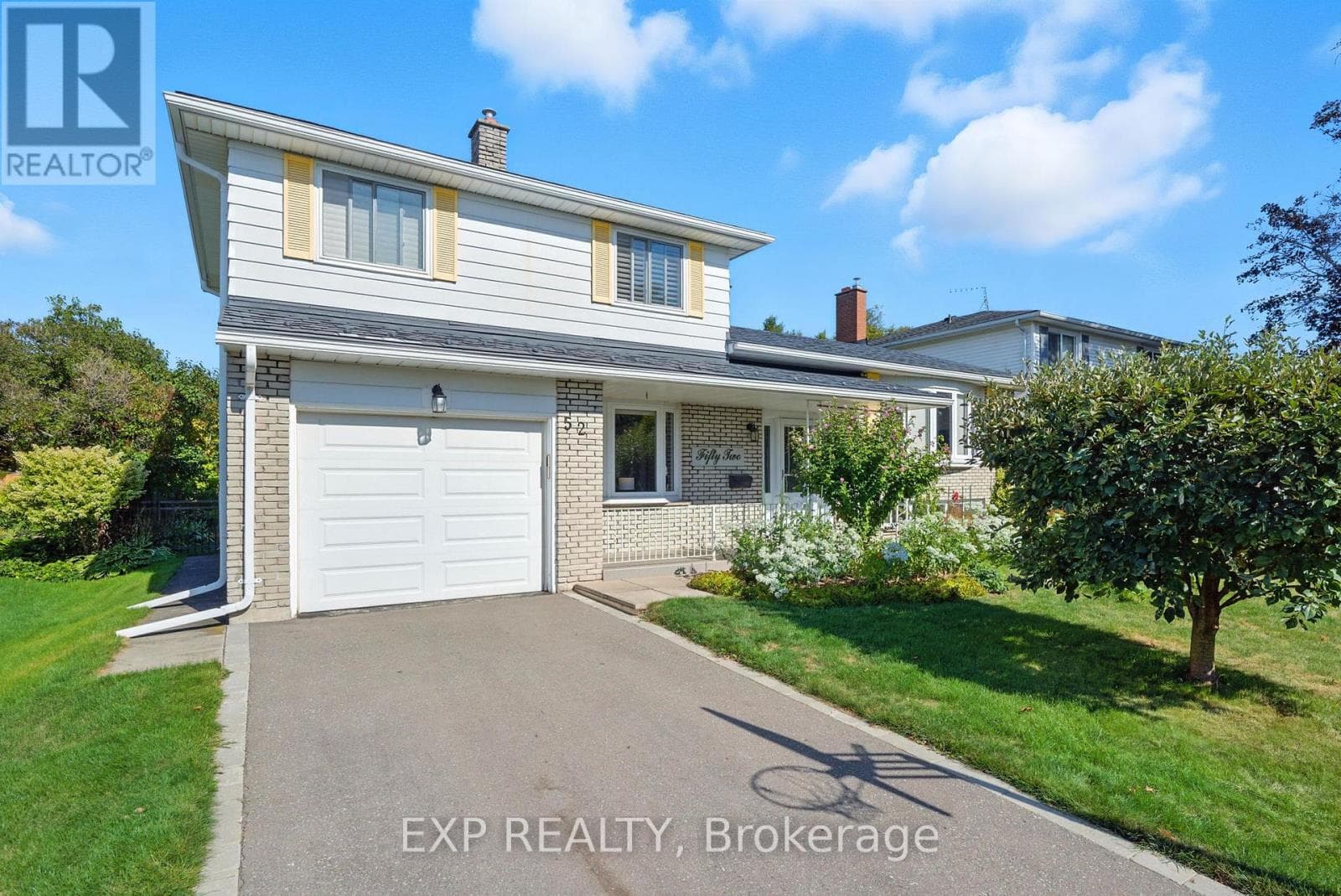 52 BAYVIEW CRESCENT photo 3