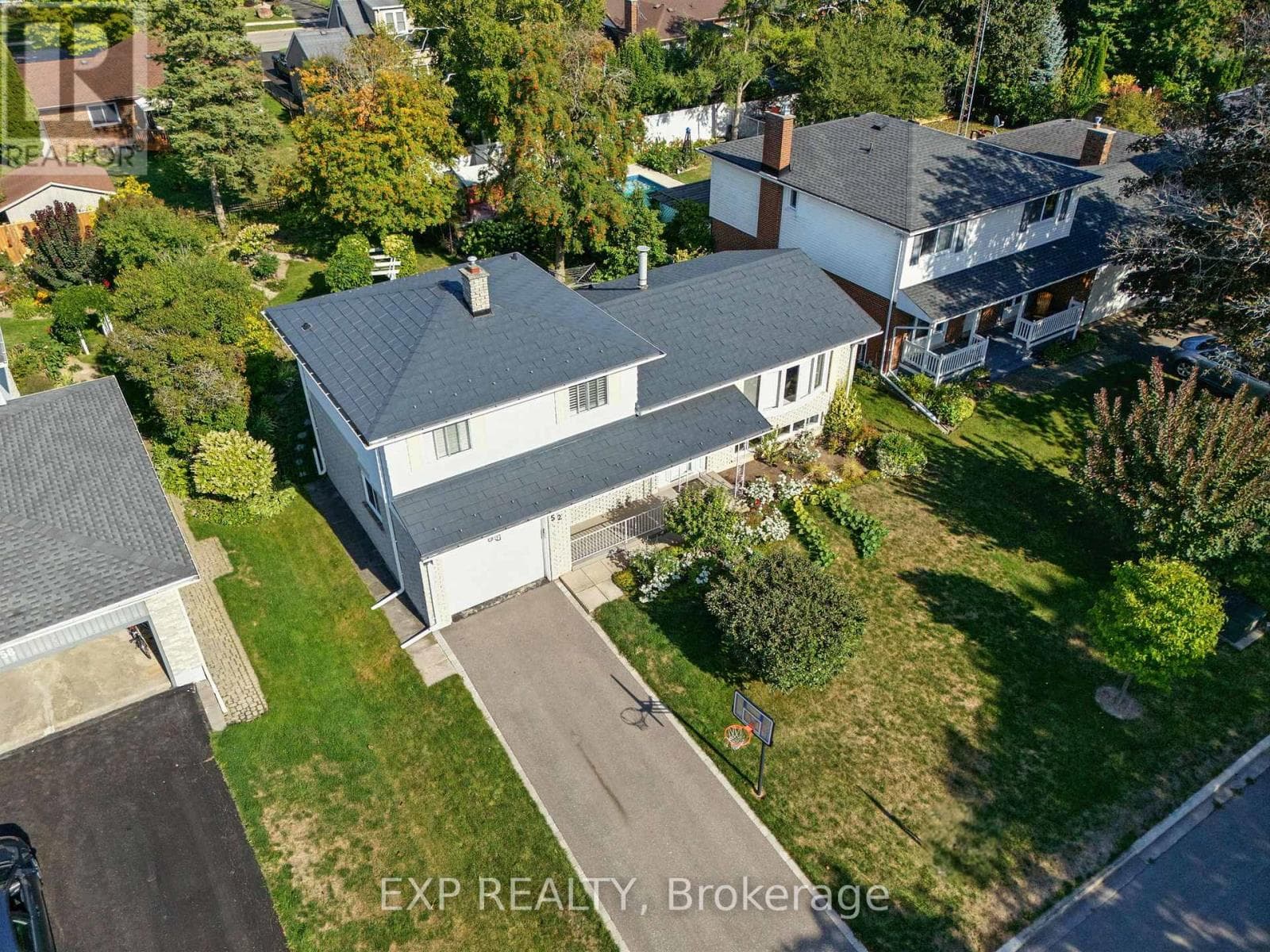 52 BAYVIEW CRESCENT photo 4