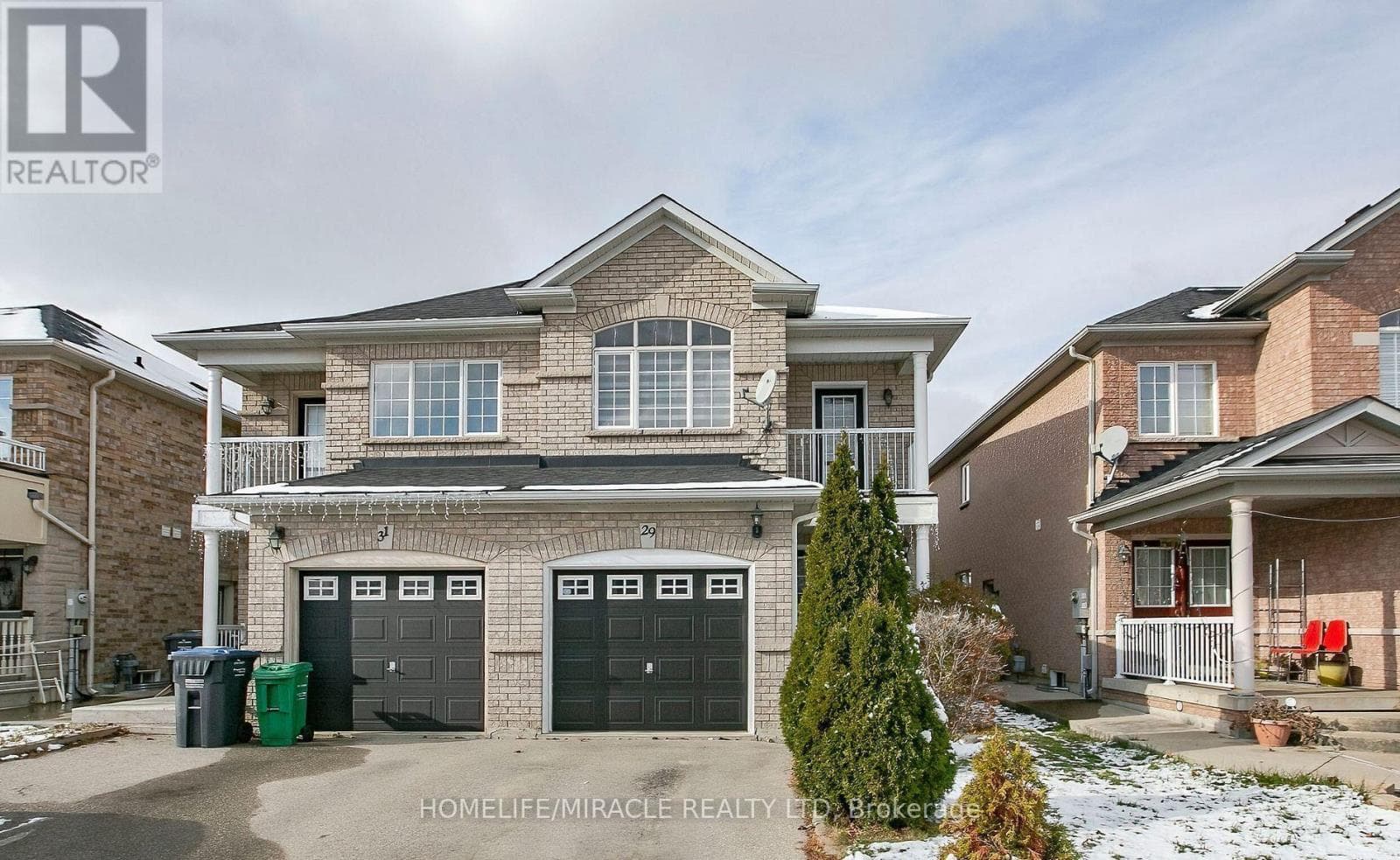 3 bed 3 bath single family at 29 DEWRIDGE COURT — $829,000