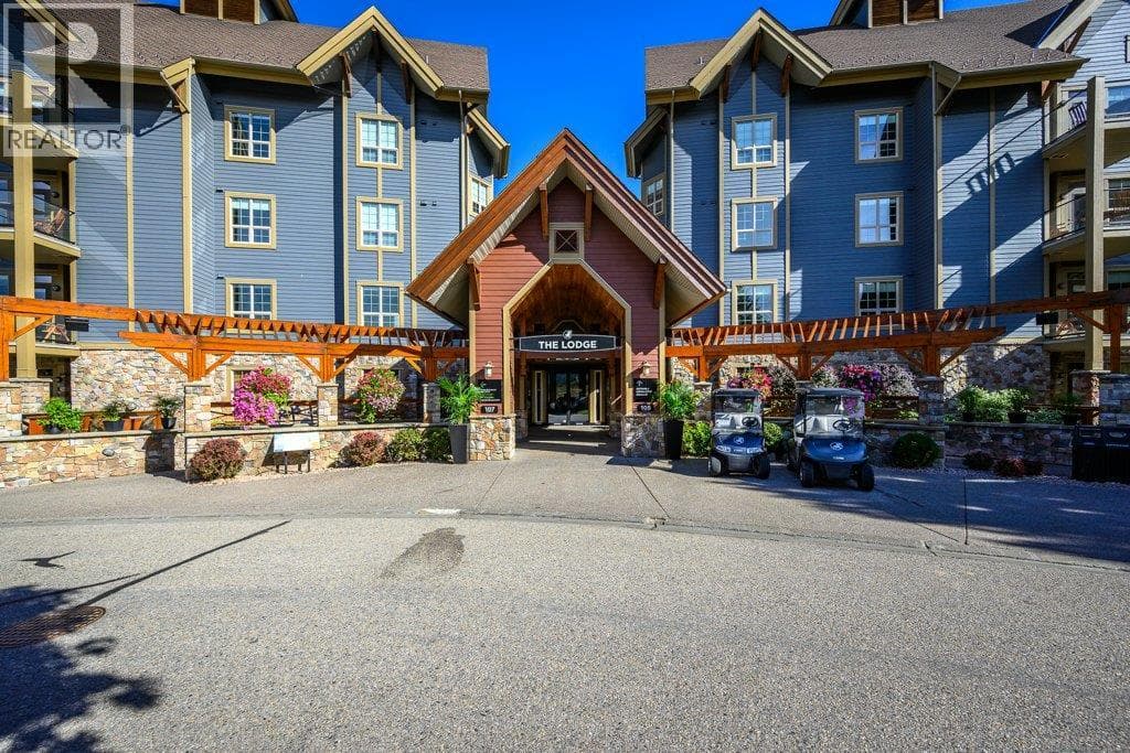 2 bed 2 bath single family at 107 Village Centre Court Unit# 114 Lot# 57 — $449,000