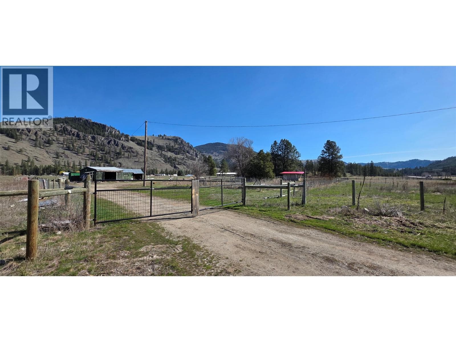 3605 HWY 3 photo 4