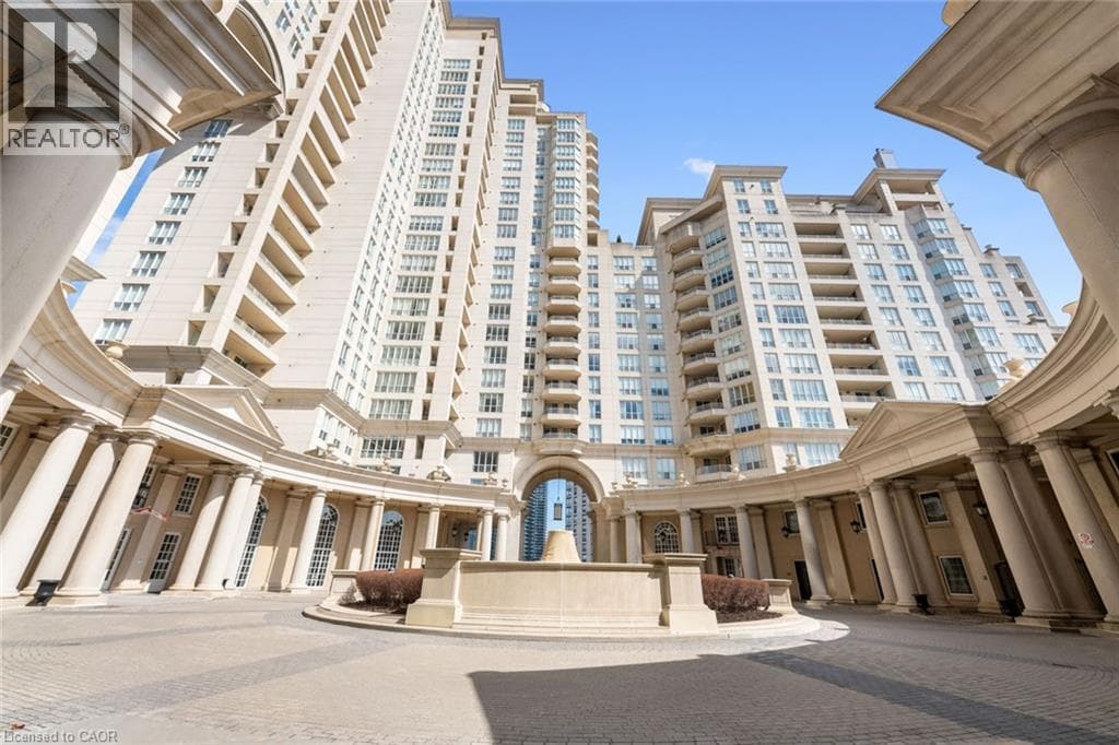 2287 LAKESHORE Boulevard W Unit# 301 photo 2