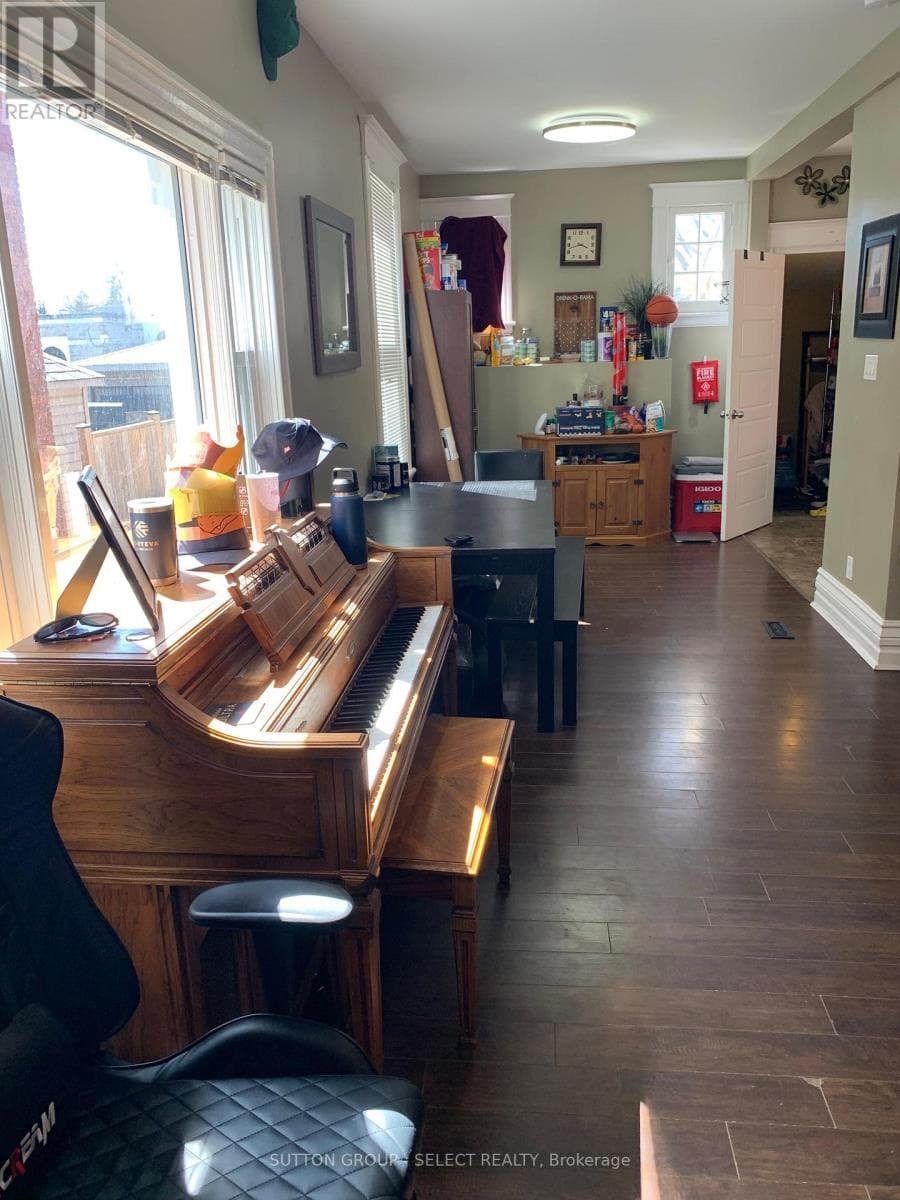 7 SUMMIT AVENUE photo 3