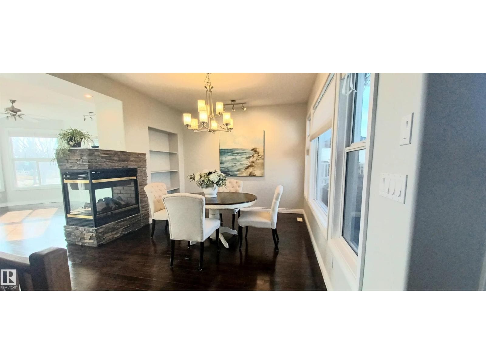 2036 TOWNE CENTRE BV NW NW photo 4