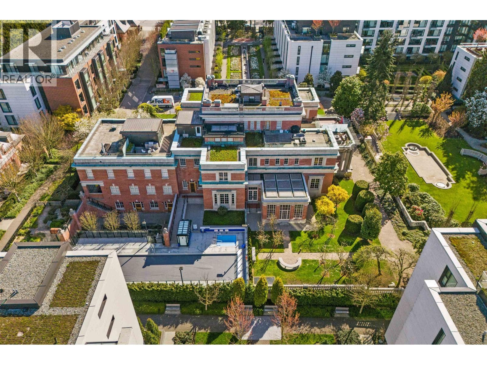 101 7128 ADERA STREET photo 5