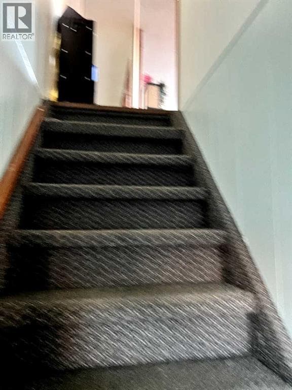 5044 50 Street photo 4
