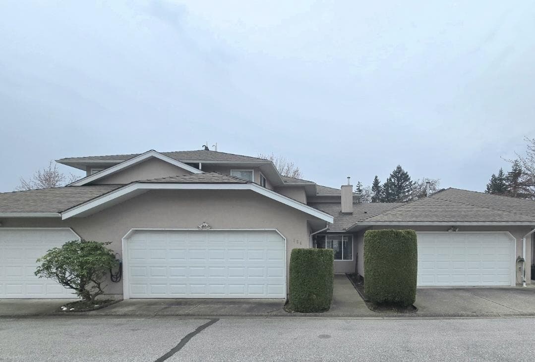 3 bed 3 bath single family at 154 15501 89A AVENUE — $949,000