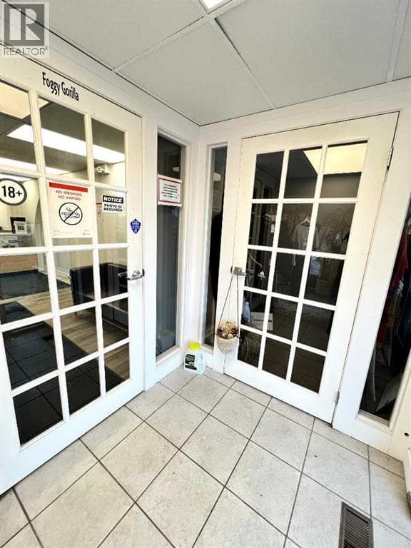 5044 50 Street photo 2