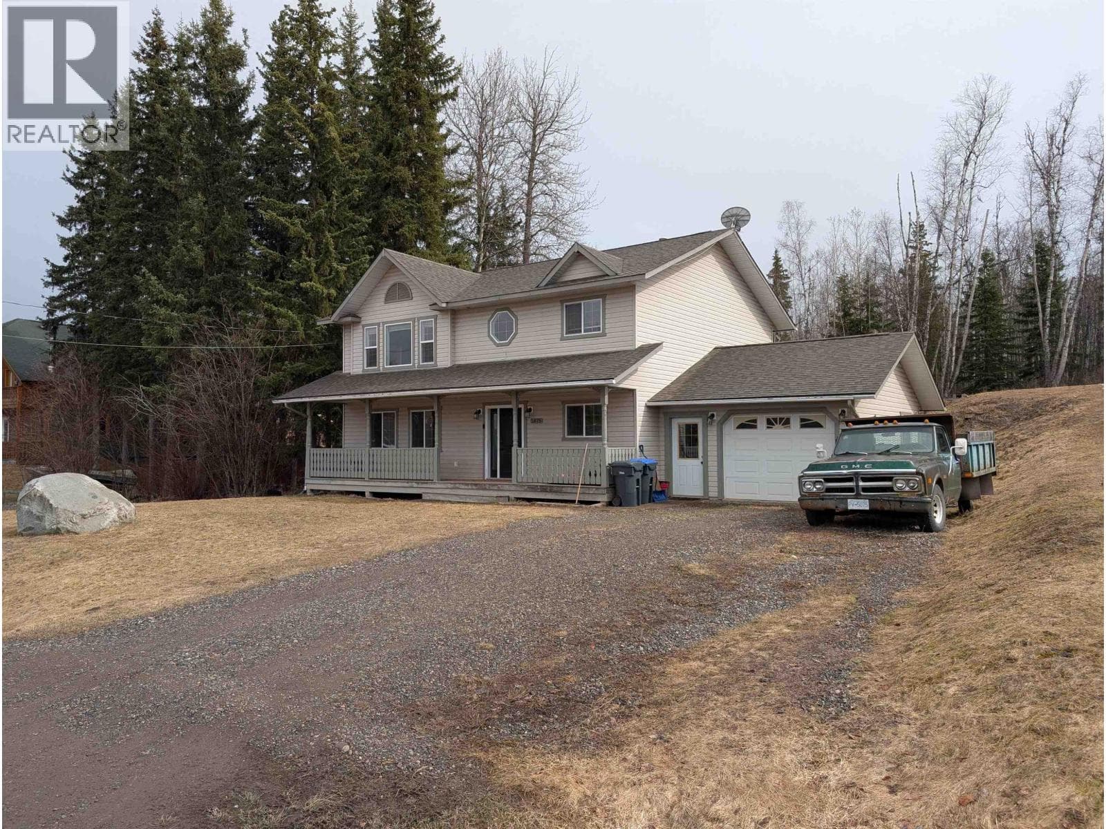 1475 CHESTNUT STREET photo 2