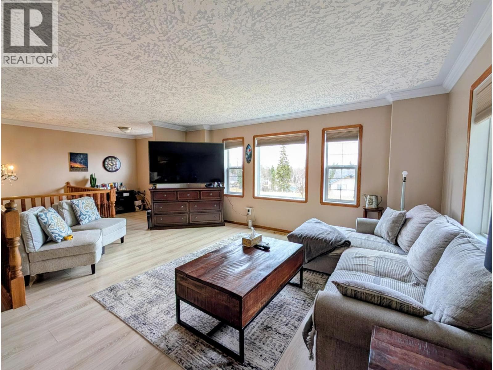 1475 CHESTNUT STREET photo 5