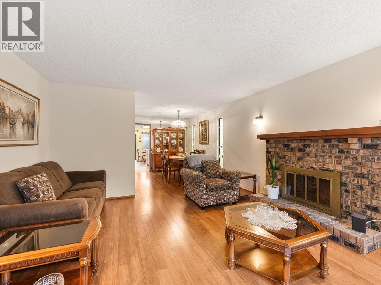 4395 HERMITAGE DRIVE photo 5