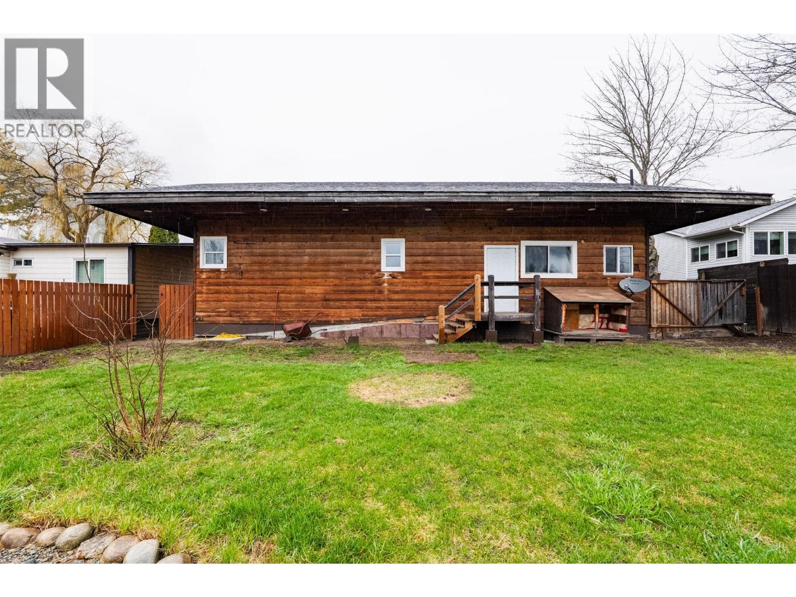 3118 Slocan Park Road photo 3