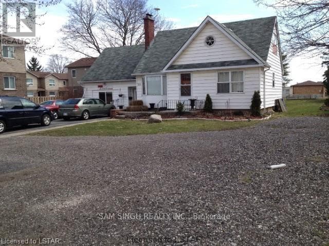 325 SOUTHDALE ROAD E photo 2