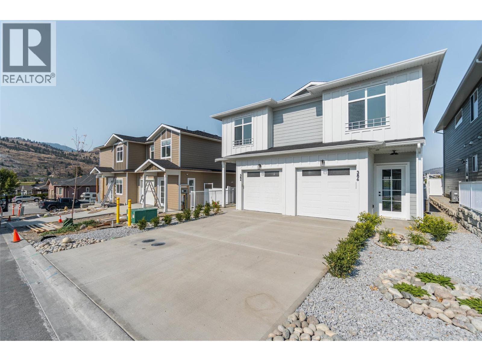 384 Chardonnay Avenue photo 2