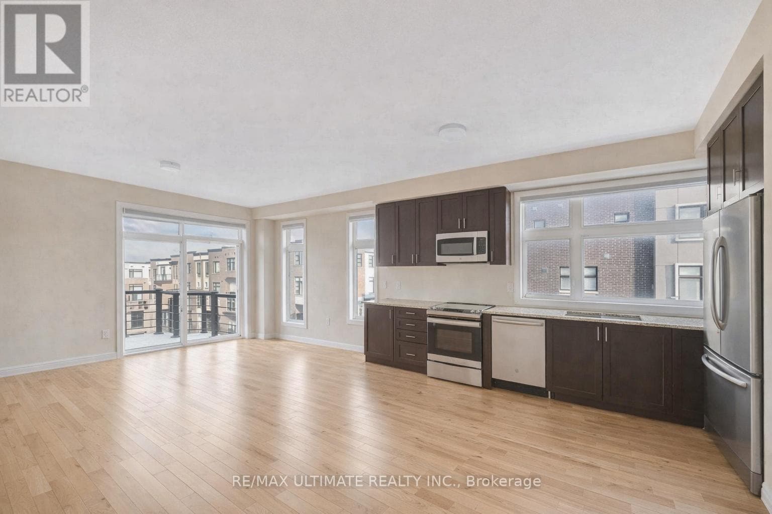 4 bed 4 bath single family at 2632 CASTLEGATE CROSSING DRIVE — $929,000