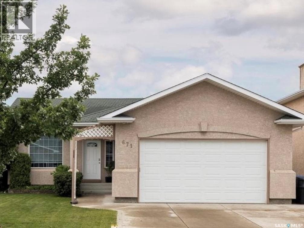 3 bed 3 bath single family at 671 Fairbrother PLACE — $589,900