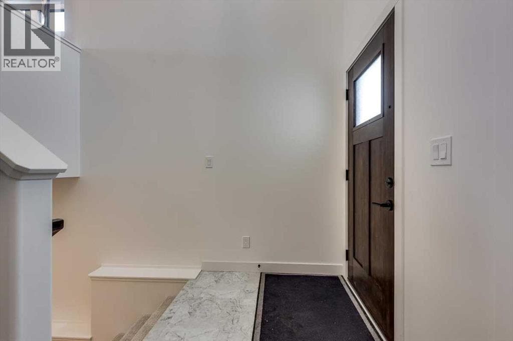 56 Emmett Crescent — photo 5