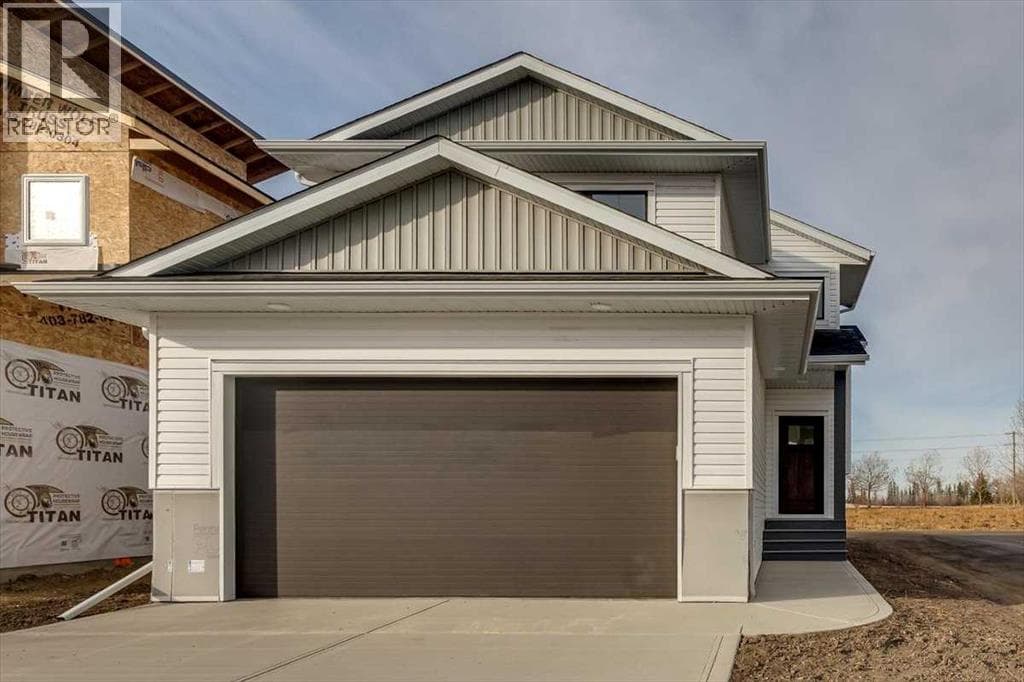 56 Emmett Crescent — photo 2